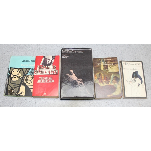 507 - Qty of vintage hardback and paperback books to incl Penguin (2 boxes)