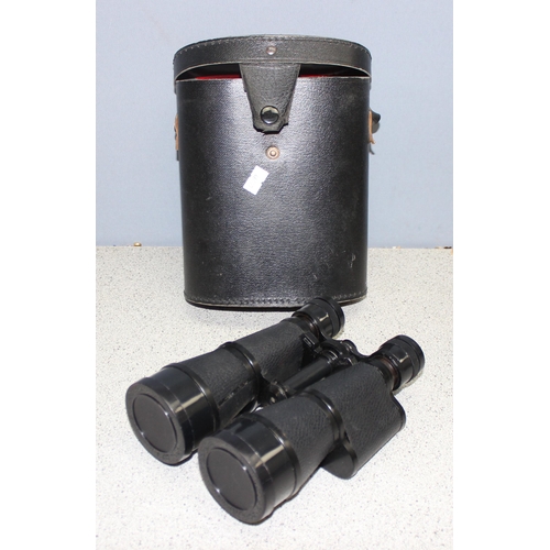 653 - 3 pairs of binoculars, 2 with cases, to incl Carl Veitch 8x50