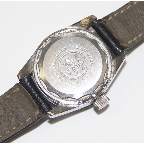 1326 - A vintage Electra divers watch with luminous numerals and 17 jewel movement, with vintage leather st... 