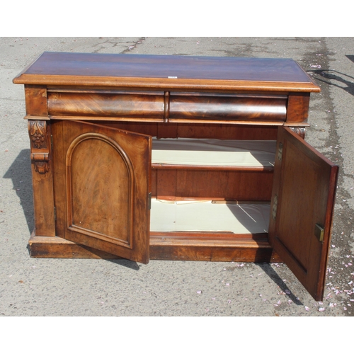 153 - A Victorian mahogany sideboard with 2 concealed drawers over 2 cupboards, approx 132cm wide x 51cm d... 