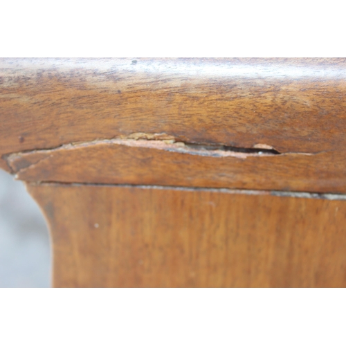 155 - A Victorian mahogany 2 over 2 bow fronted chest of drawers, approx 90cm wide x 52cm deep x 92cm tall