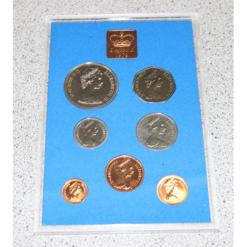 1244 - Great Britain & Northern Ireland Royal Mint coins - 3 boxed uncirculated coin sets, 1972, 2002 & 200... 