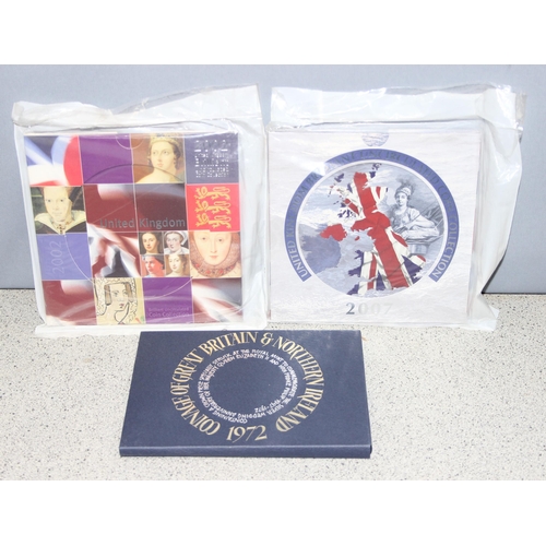 1245 - Great Britain & Northern Ireland Royal Mint coins - 3 boxed uncirculated coin sets, 1972, 2002 & 200... 