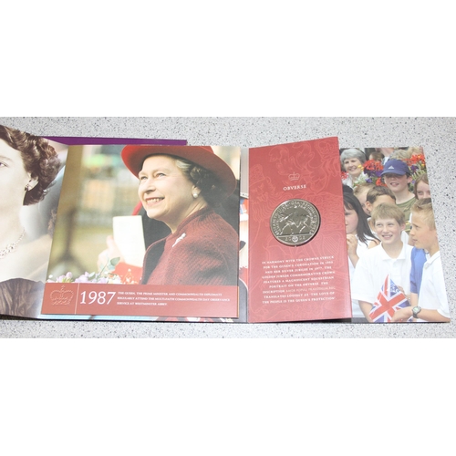 1247 - Qty of assorted commemorative coins in folders etc to inc 3 £5 coins