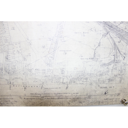 535 - Local interest - 5 maps, 4 on fabric style paper from the 1930s and one other, largest approx 102cm ... 