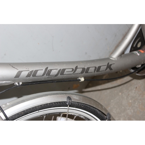 723 - Ridgeback Avenda bicycle with Shimano active group set