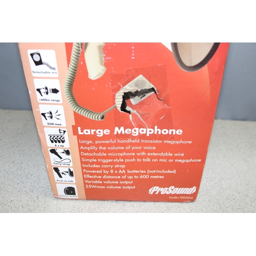 755 - ProSound megaphone in box