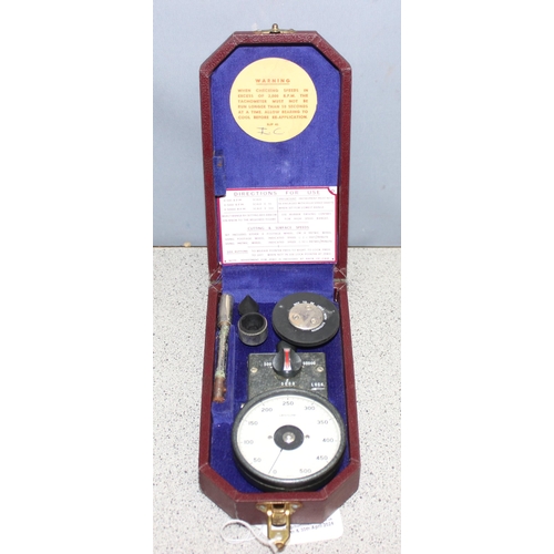 806 - Vintage analogue hand-held tachometer by Venture in original case