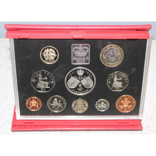 1212 - Great Britain & Northern Ireland proof coinage sets, 6 assorted proof coin sets in folders, 1994-199... 