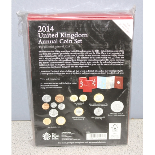 1238 - Great Britain & Northern Ireland Royal Mint coins - 2014 United Kingdom annual coin set, 14 coins in... 