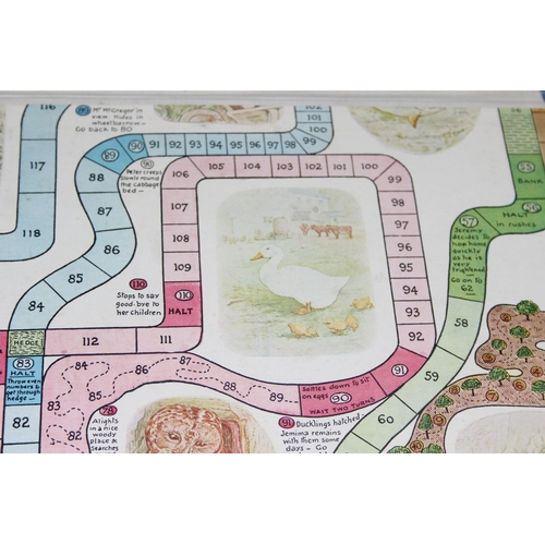 1516 - Vintage Peter Rabbit Race board game