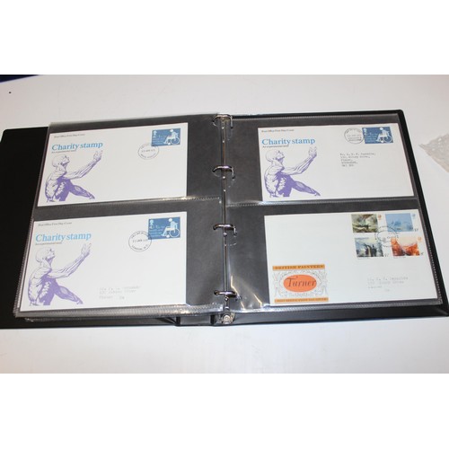 529 - Stamps - Great Britain First Day Covers in 4 blue Stanley Gibbons albums 1969-70 & 1971-1973, volume... 