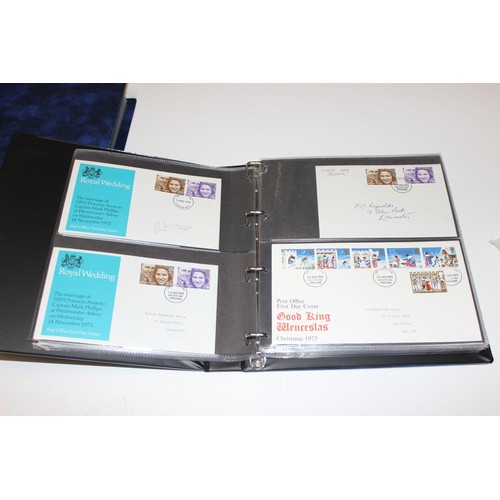 529 - Stamps - Great Britain First Day Covers in 4 blue Stanley Gibbons albums 1969-70 & 1971-1973, volume... 