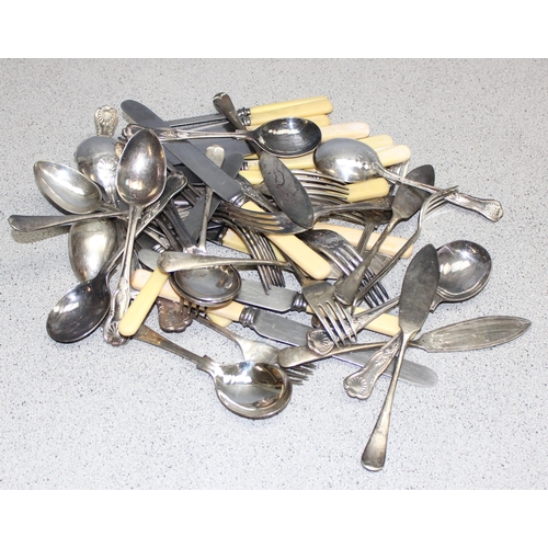 1087 - A selection of silver plated and stainless steel flatware to include Hutton & Sons, Sheffield, appro... 