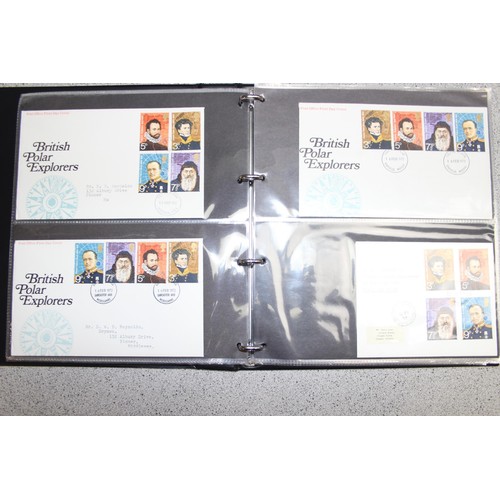 529 - Stamps - Great Britain First Day Covers in 4 blue Stanley Gibbons albums 1969-70 & 1971-1973, volume... 