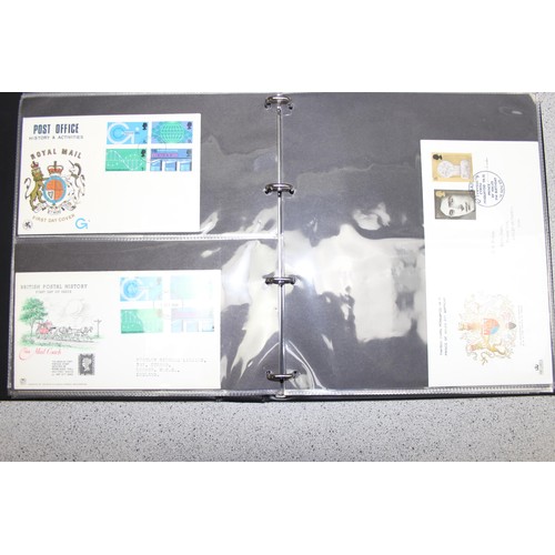 529 - Stamps - Great Britain First Day Covers in 4 blue Stanley Gibbons albums 1969-70 & 1971-1973, volume... 