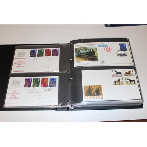 530 - Stamps - Great Britain First Day Covers in 2 blue Stanley Gibbons albums, 1978-81 & 1981-1989, volum... 