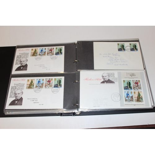 530 - Stamps - Great Britain First Day Covers in 2 blue Stanley Gibbons albums, 1978-81 & 1981-1989, volum... 