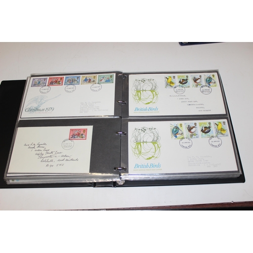 530 - Stamps - Great Britain First Day Covers in 2 blue Stanley Gibbons albums, 1978-81 & 1981-1989, volum... 