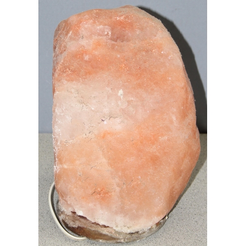 260 - Large Himalayan salt lamp, approx 34cm H