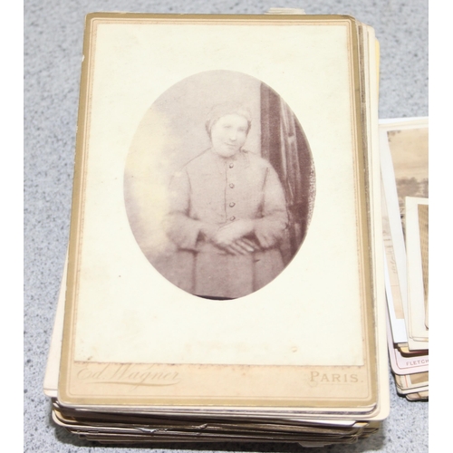 544 - Qty of antique photographs to incl carte de visite