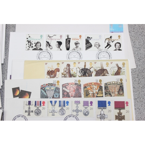 551 - Stamps - GB FDCs (150)