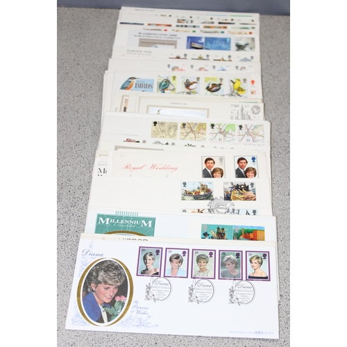 562 - Stamps - GB FDCS All Special cancels (50)