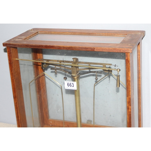 663 - Vintage set of laboratory balance weighing scales in glazed wooden case by W&J George & Becker Ltd, ... 