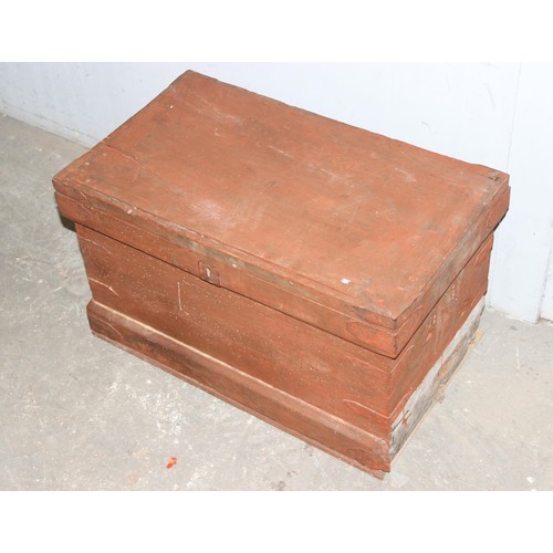 60 - Vintage stained wooden trunk, approx 61cm wide x 35cm deep x 36cm tall