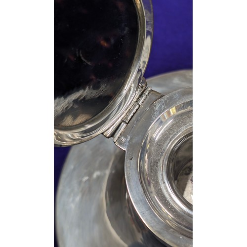 1099K - An early 20th century silver and tortoiseshell shaped capstan inkwell, marked for Birmingham 1911, m... 