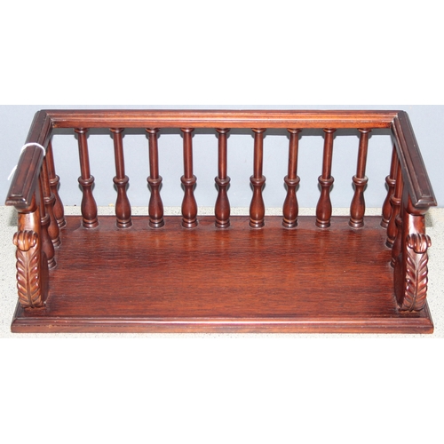 279 - Solid mahogany carved Georgian style desk bookstand - leaf and baluster design, approx 42cm W