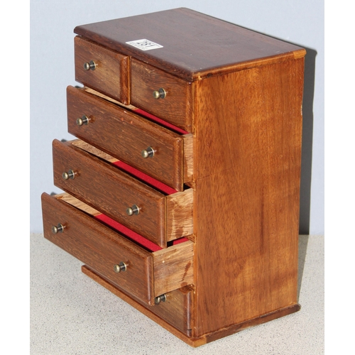 281 - Miniature mahogany collectors chest with four long and two short-drawers with lined interior, approx... 