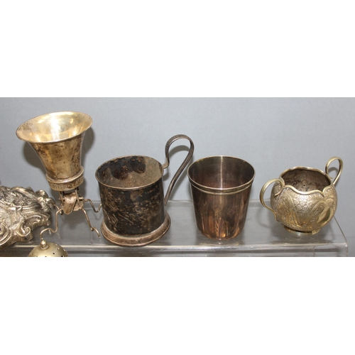 1080 - A large qty of assorted interesting silver plate items to inc Christofle, Absinthe cup etc, approx 4... 