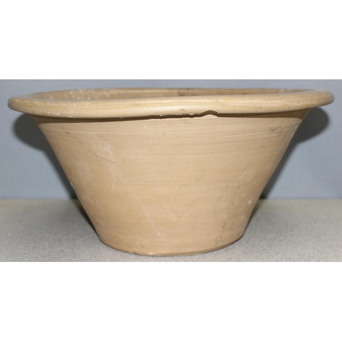 1833 - A large vintage pottery proving bowl or mixing bowl, approx 40cm wide