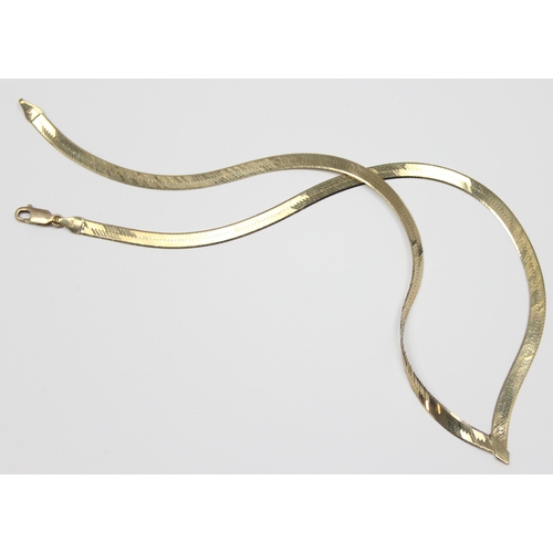 1194 - A vintage Italian 9ct gold Retro style Singapore snake link necklace, marked 375 and XRF confirmed, ... 