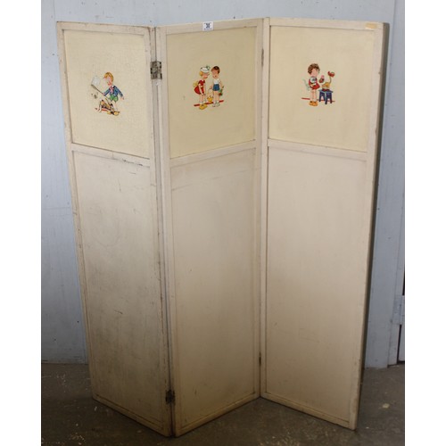 30 - A vintage mid-century painted wooden 3 fold dressing screen or room divider, approx 122cm wide x 148... 