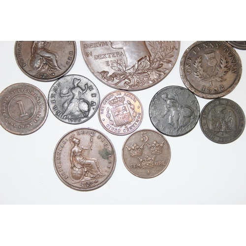 1299O - Qty of assorted 18th century and later interesting copper coins and medallions, some in high grade, ... 