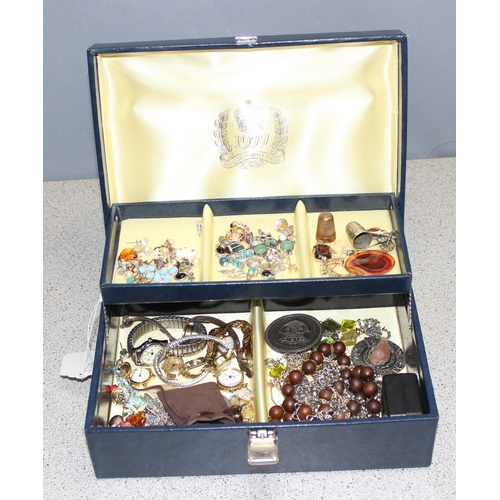 1133 - A 1977 silver jubilee jewellery box and contents to inc a number of watches and a number of silver i... 