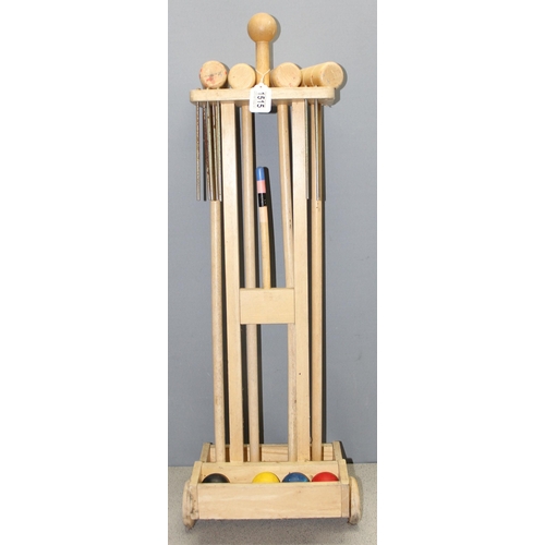 1515 - Vintage child's wooden croquet set with stand to incl mallets and balls