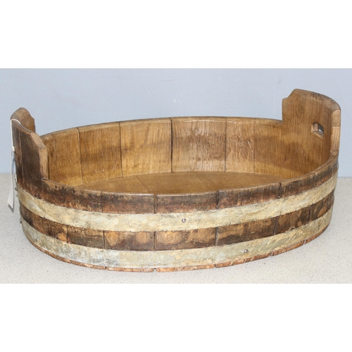 277 - Large coopered-oak wash tub, approx 71cm x 56cm