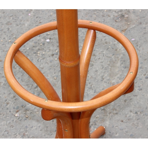 32 - A vintage bentwood coat stand, approx 51cm diameter x 185cm tall