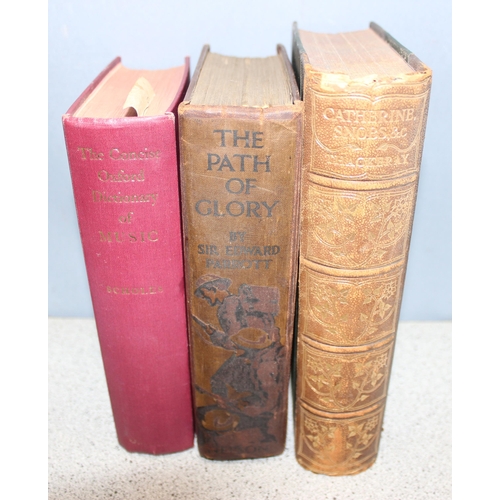 505 - Assorted vintage books and ephemera to incl Charles Dickens, Sir Edward Parrott, and Queen Elizabeth... 