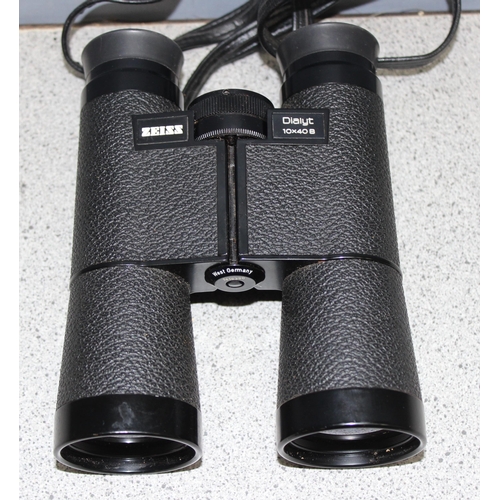 652 - Pair of vintage Carl Zeiss Dialyt 10x40B binoculars with case, serial number: 1416380