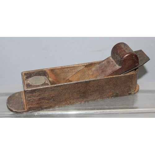 804 - An unmarked 19th century steel and wooden mitre plane with Tyzack blade, unusual form but of high qu... 