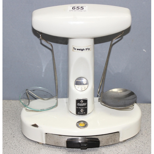 655 - Pair of white enamelled 1950’s 2oz Avery medical/pharmaceutical balance scales with spirit level, ad... 