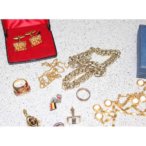 1188 - Qty of assorted gold plated jewellery and a number of military related badges etc