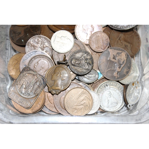 1217 - Qty of assorted mixed world coins, banknotes, medallions and religious charms etc, to inc a silver 1... 