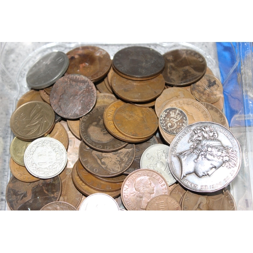 1217 - Qty of assorted mixed world coins, banknotes, medallions and religious charms etc, to inc a silver 1... 