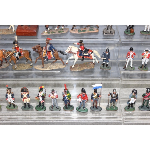 1528 - Qty of vintage and later diecast lead figures, mostly soldiers/military themed to incl DelPrado, Bri... 