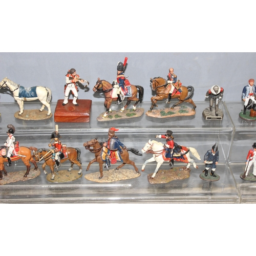 1528 - Qty of vintage and later diecast lead figures, mostly soldiers/military themed to incl DelPrado, Bri... 